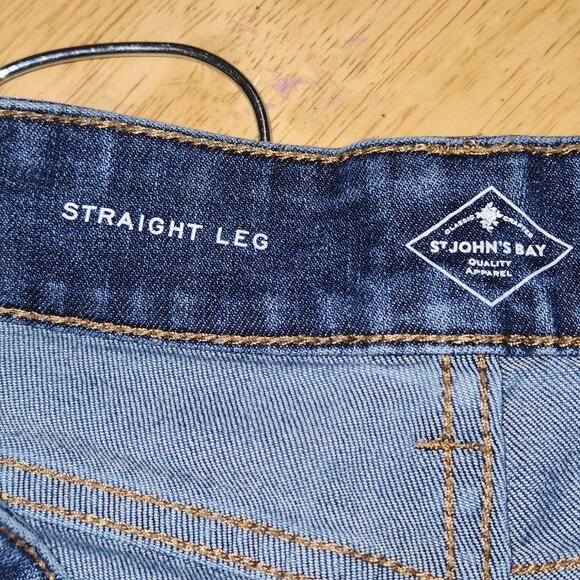 St John’s Bay Comfort Waist Straight Jean Women’s Size 6 Petite Medium Wash - Picture 5 of 7